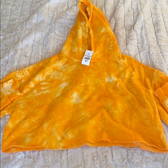 Yellow tie-dye crop sweater - Picture 1 of 4